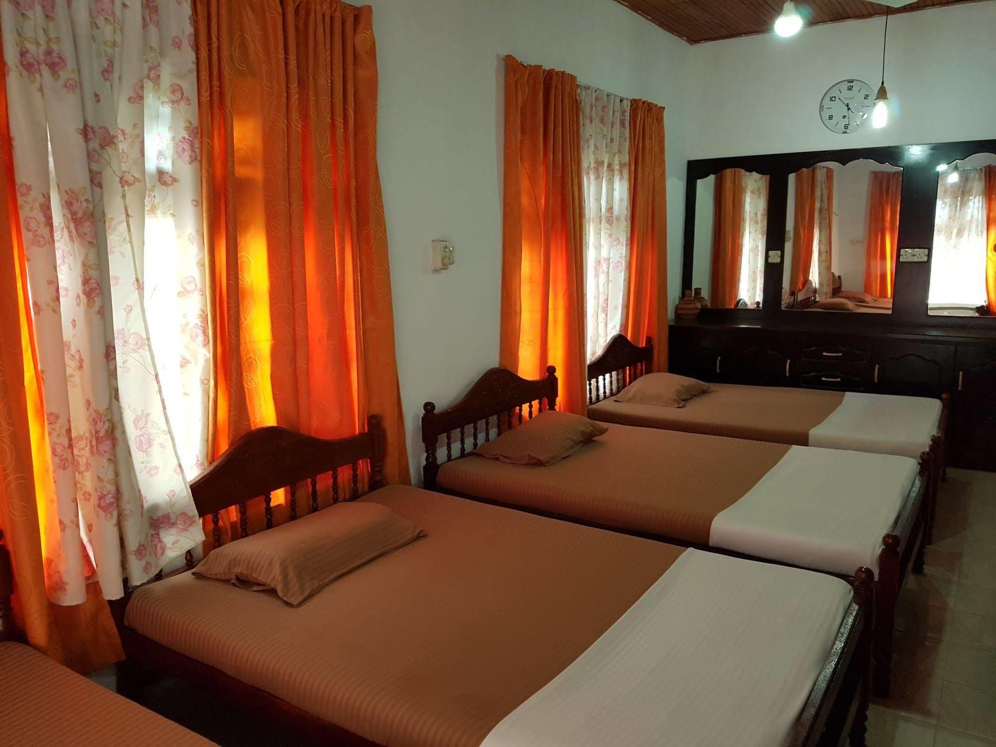 Hostel 107 Kandy Dış mekan fotoğraf