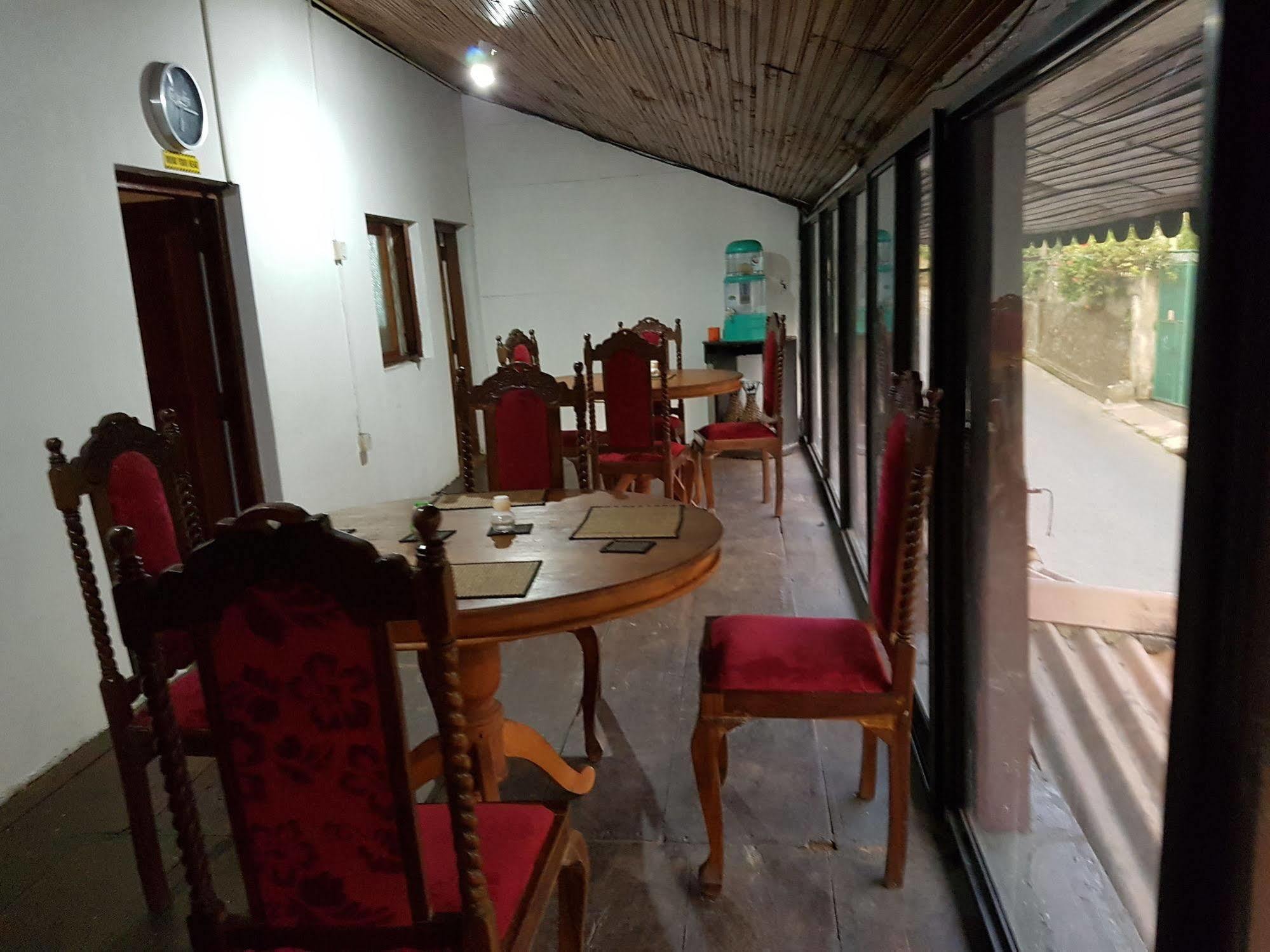 Hostel 107 Kandy Dış mekan fotoğraf